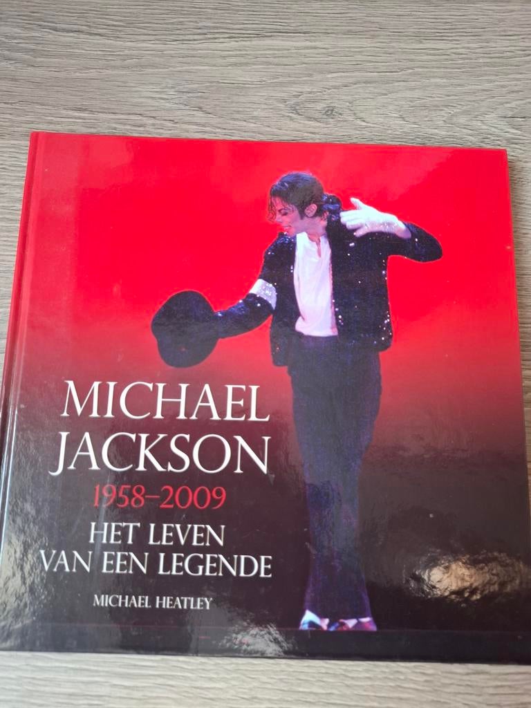 Boek michael jackson, Boeken, Ophalen of Verzenden, Zo goed als nieuw