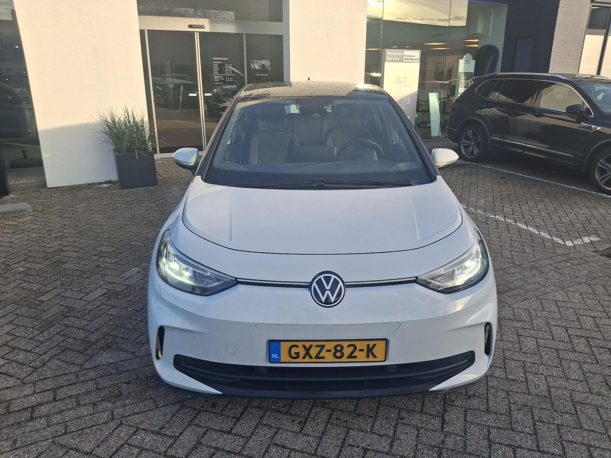 Volkswagen ID.3 Pure Oranje Edition 52 kWh 170 PK | EM | Par, Auto's, Volkswagen, Automaat, 12 maanden, 510 min, ID.3