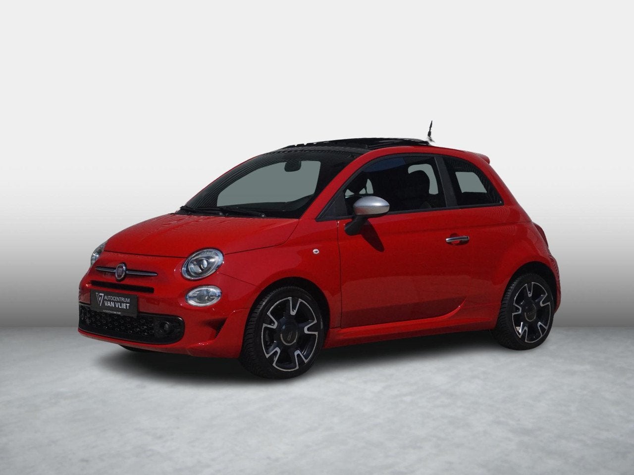 Fiat 500 1.0 Hybrid Rockstar Panoramadak (bj 2021), Auto's, Fiat, 4 stoelen, Leder, Handgeschakeld, 26 km/l