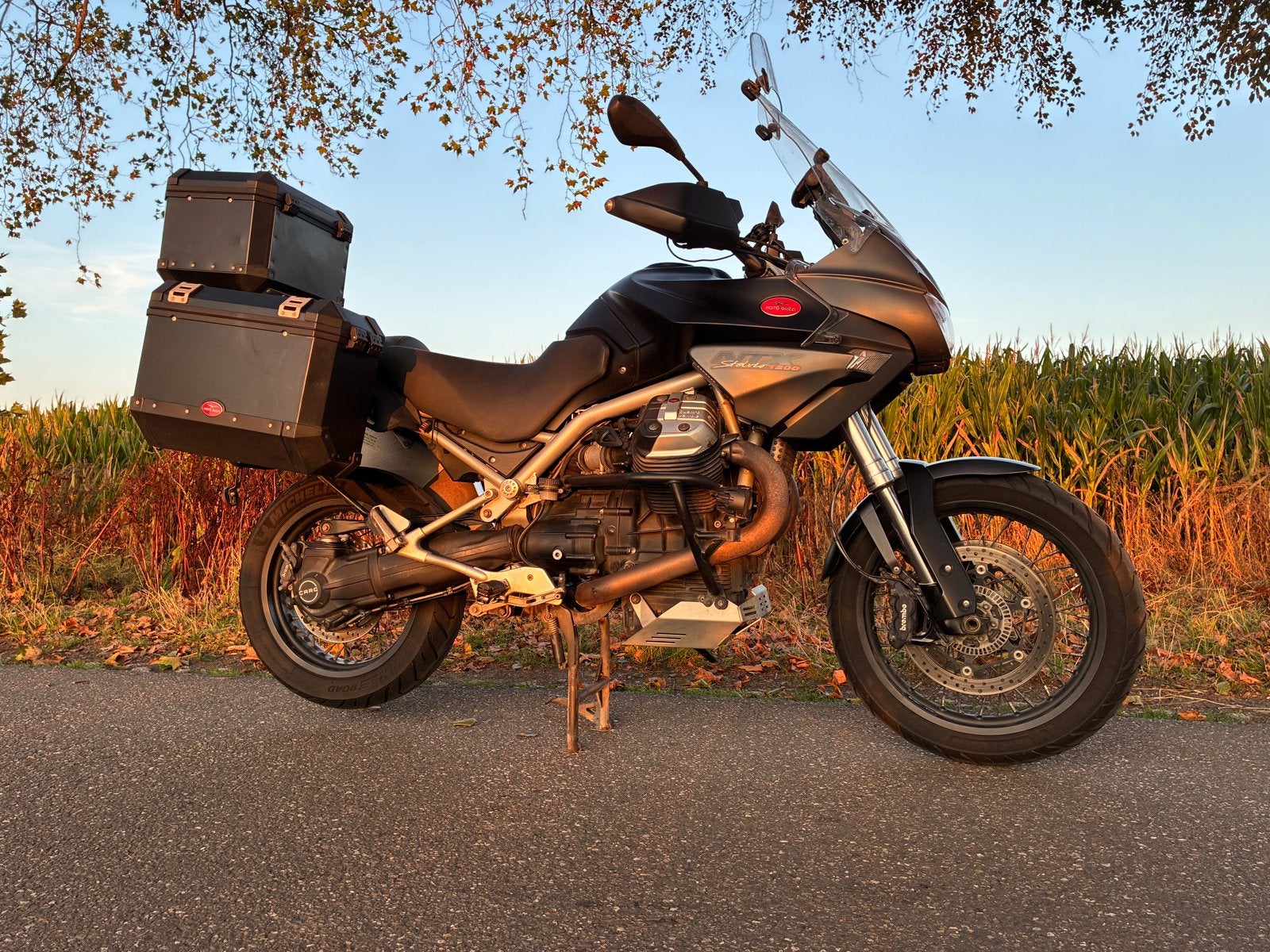 Moto Guzzi Stelvio NTX - Allroad met complete kofferset, Motoren, 2 cilinders, Motorrijbewijs A, Gebruikt, 1151 cc