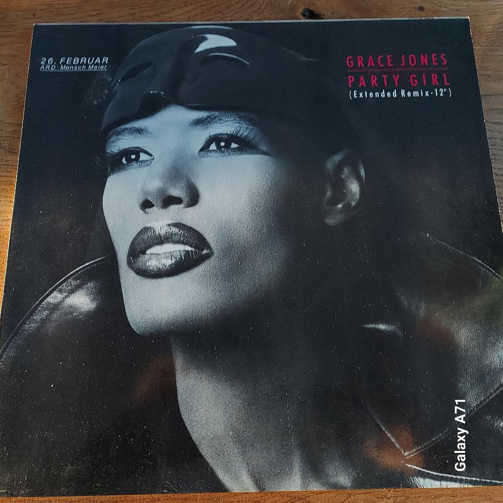12 inch Maxisingel Grace Jones - Party Girl (Remix), Cd's en Dvd's, Gebruikt, 1980 - 1989, Ophalen of Verzenden, Fotohoes