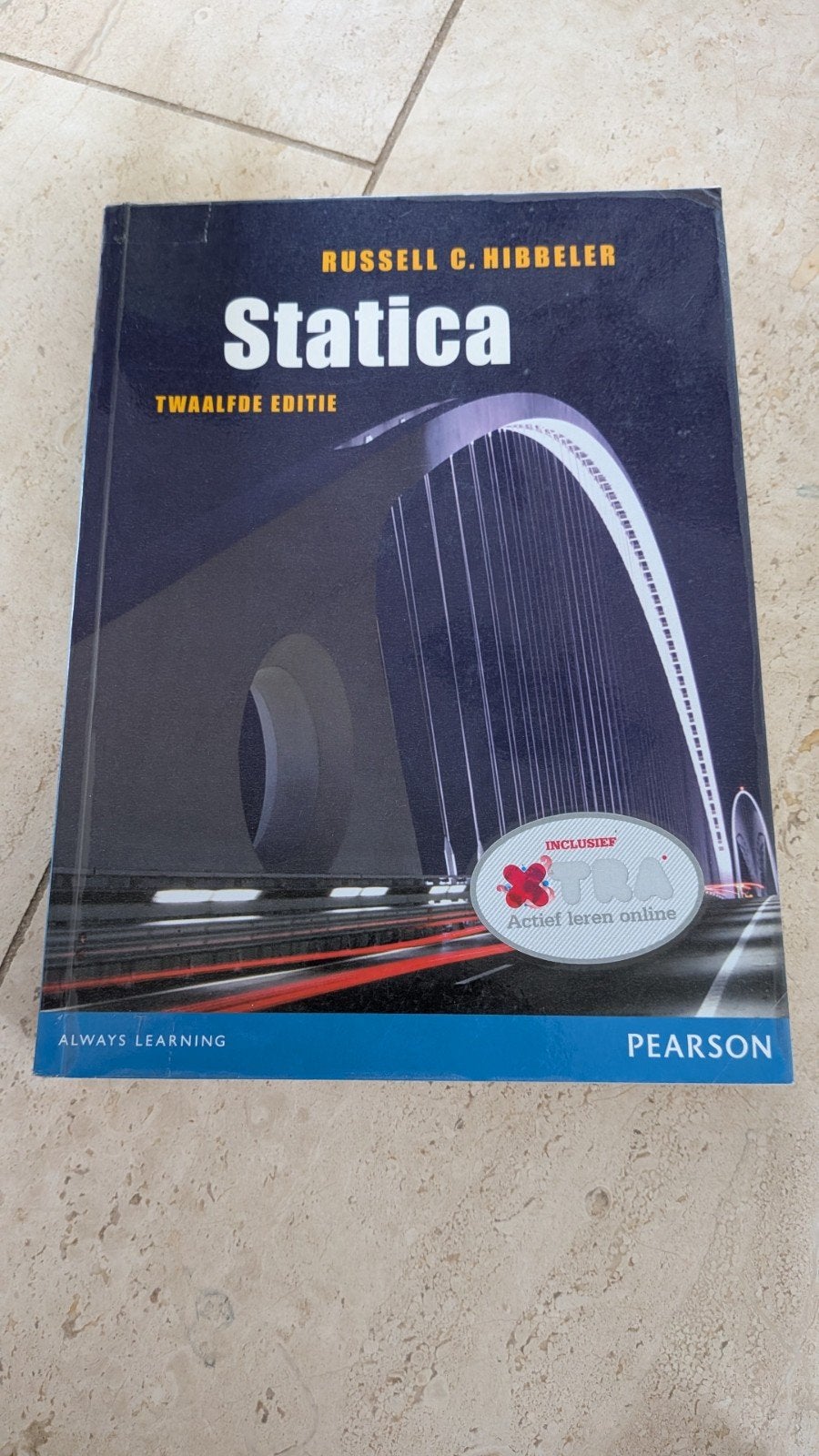 Statica - 12e editie - ISBN: 9789043095082, Zo goed als nieuw, Russell C. Hibbeler, Beta, HBO