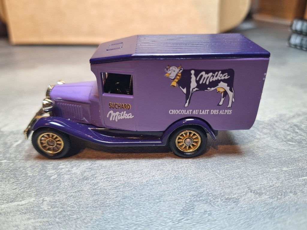 Lledo miniatuur auto Days Gone - MILKA, Overige merken, Gebruikt, 1:50 of kleiner, Auto