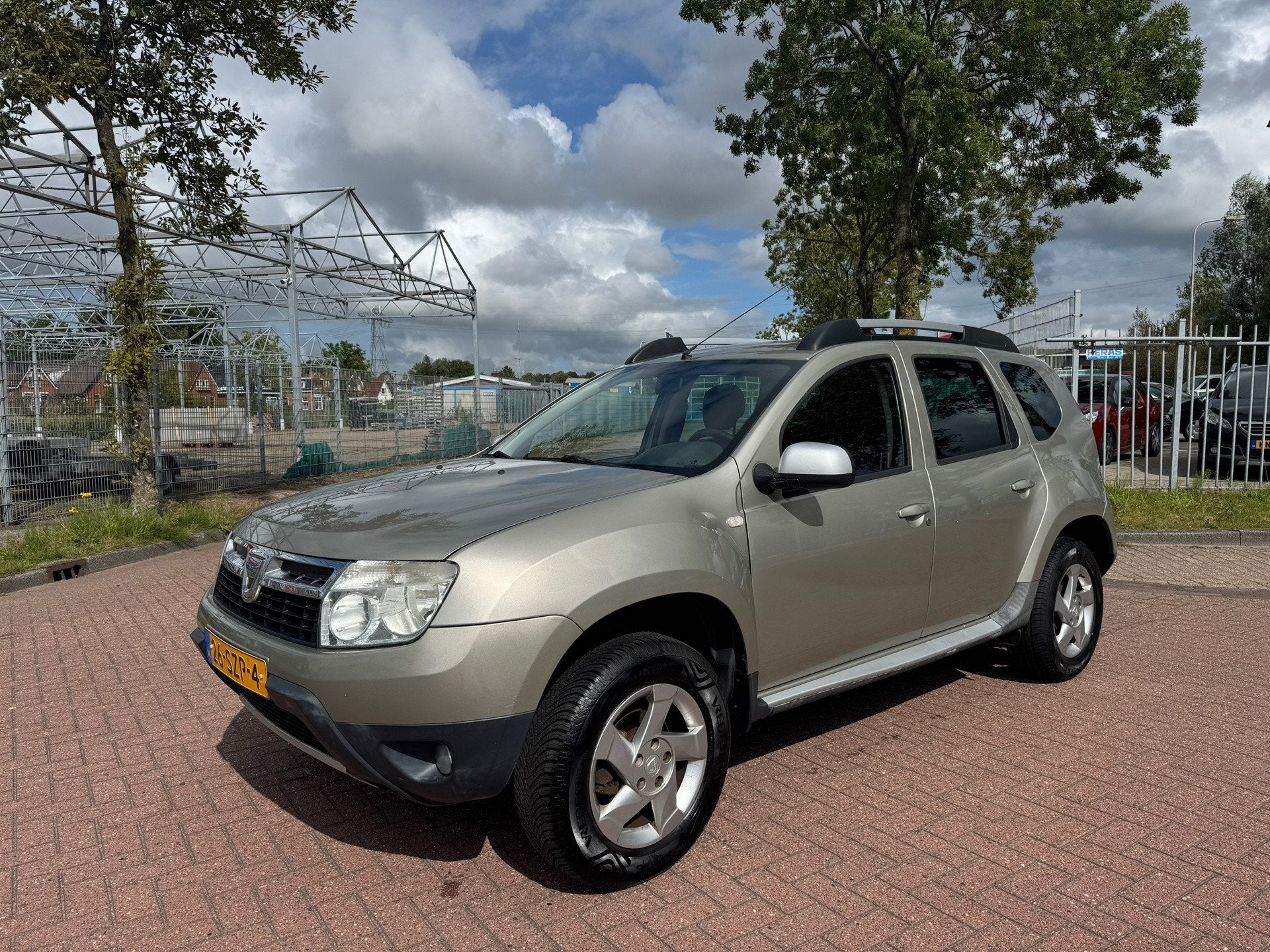 Dacia Duster 1.6 Aniversare 2wd lpg g3, Euro 5, Gebruikt, 4 cilinders, Duster