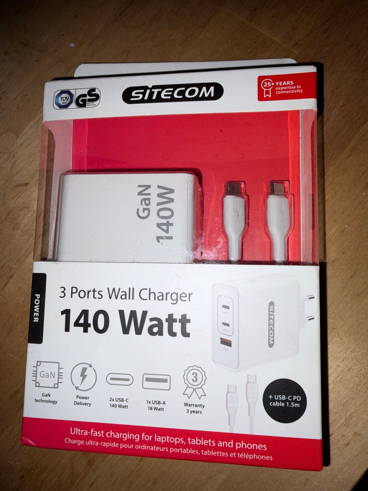Sitecom GaN 140W 3-poorts Snellader met USB-C PD kabel, Telecommunicatie, USB-A, Ophalen, Nieuw, Snellader