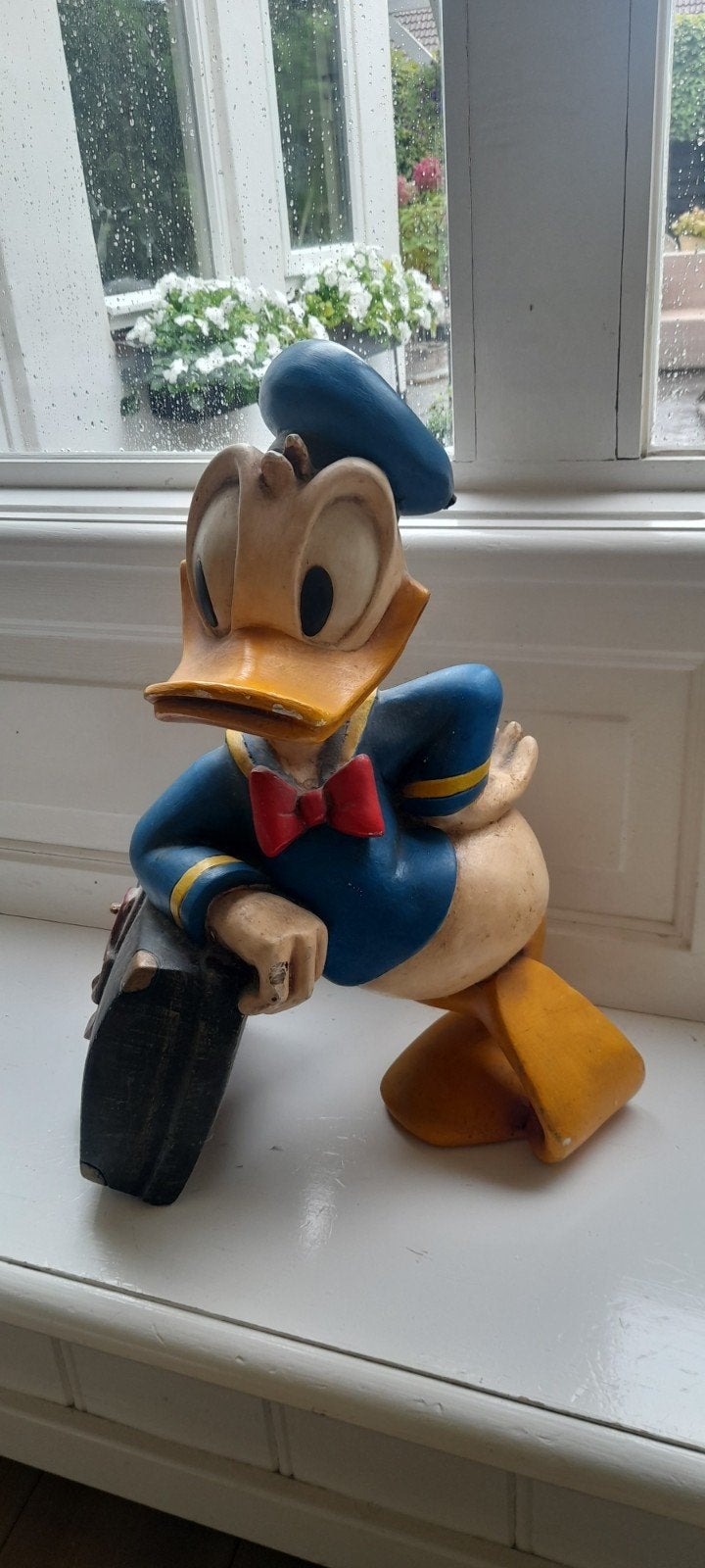 Donald Duck gaat op reis, Ophalen, Donald Duck, Beeldje of Figuurtje