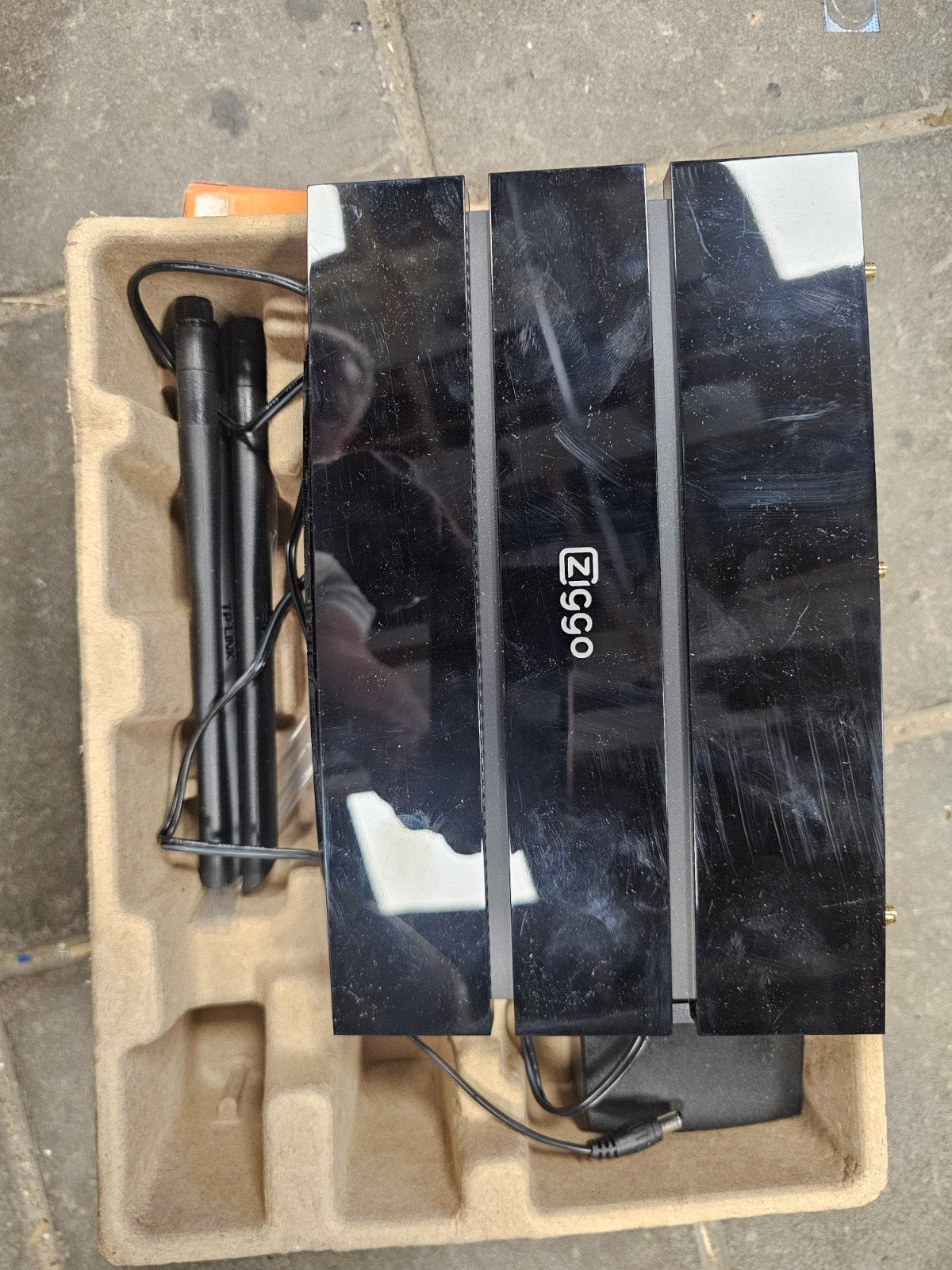 Ziggo C7 Wifi Booster TP-Link - Router met modem, Computers en Software, Routers en Modems, Ophalen of Verzenden, Gebruikt, Router met modem
