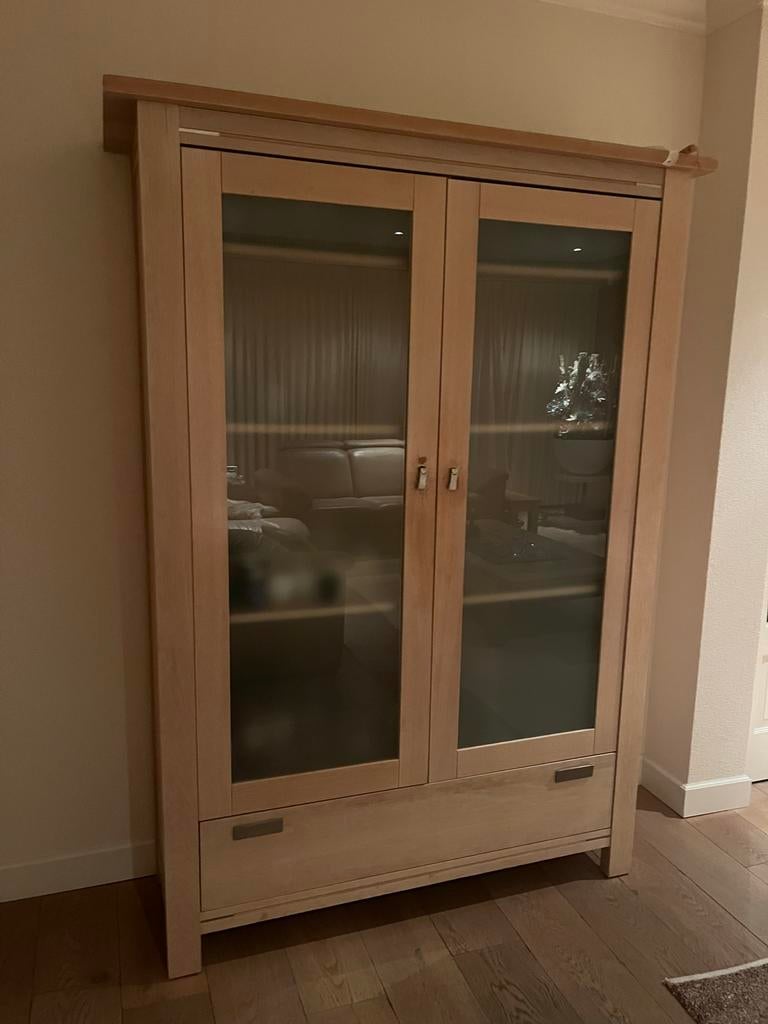 Stijlvolle Buffetkast met Glazen Deuren en Lade, Huis en Inrichting, Kasten | Buffetkasten, Zo goed als nieuw, Met lade(s), 150 tot 200 cm