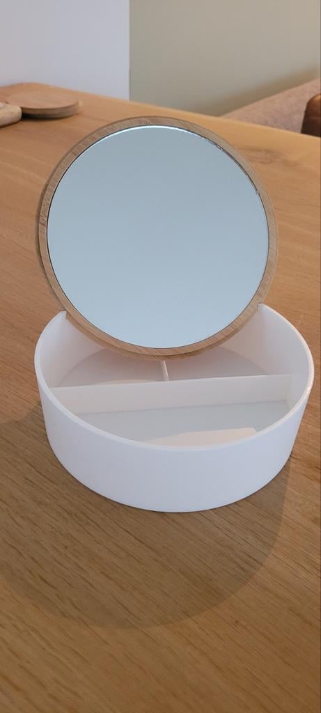 Sieradendoosje, €2, Ophalen, Zo goed als nieuw, Wit
