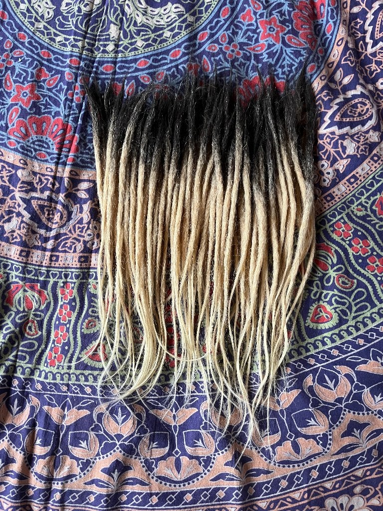 70 nieuwe ombre human hair dread extensions 40cm nu 450€, Ophalen of Verzenden, Nieuw, Pruik of Haarverlenging