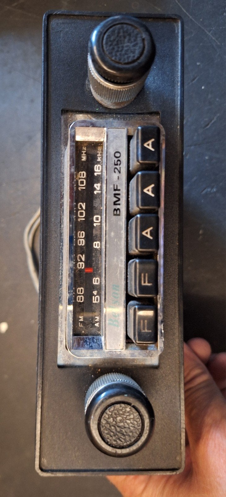 Te koop: Belson/Bocoss BMF 250 autoradio, Auto diversen, Autoradio's, Ophalen of Verzenden, Gebruikt