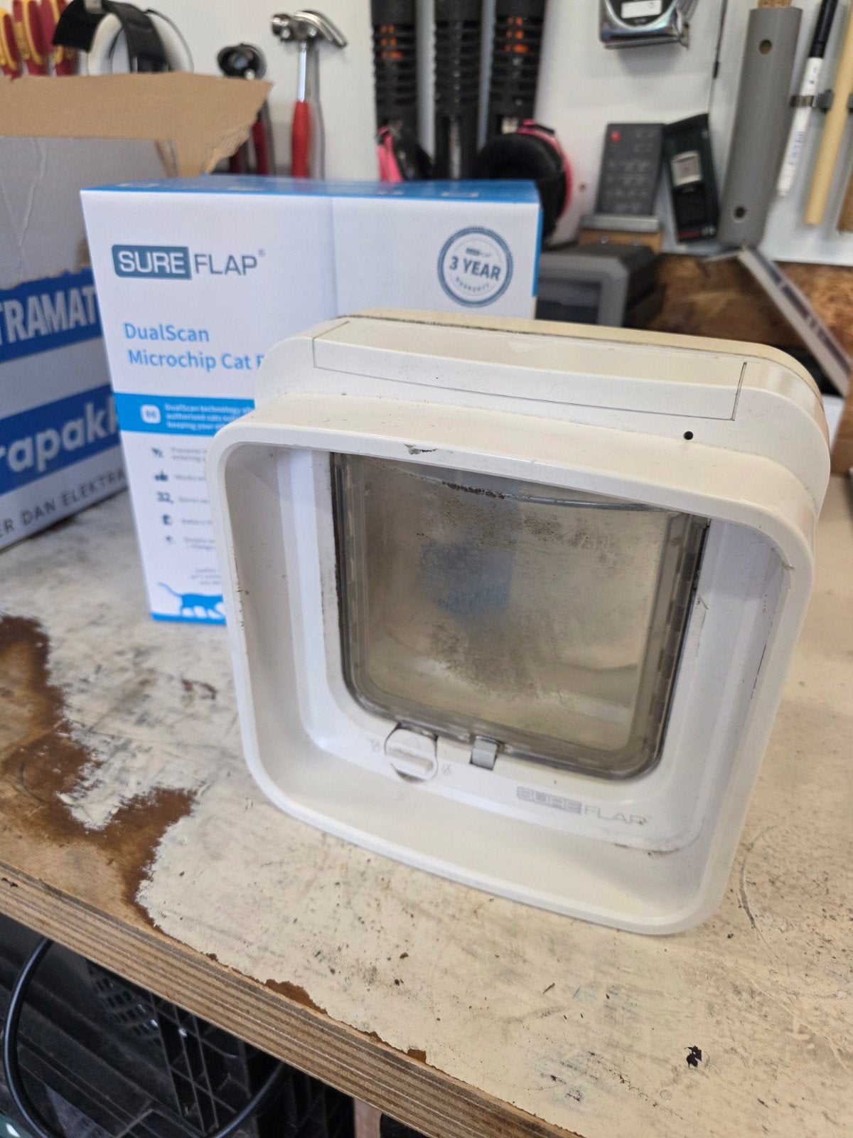 SureFlap DualScan Microchip Kattenluik (in doos), Dieren en Toebehoren, Ophalen of Verzenden