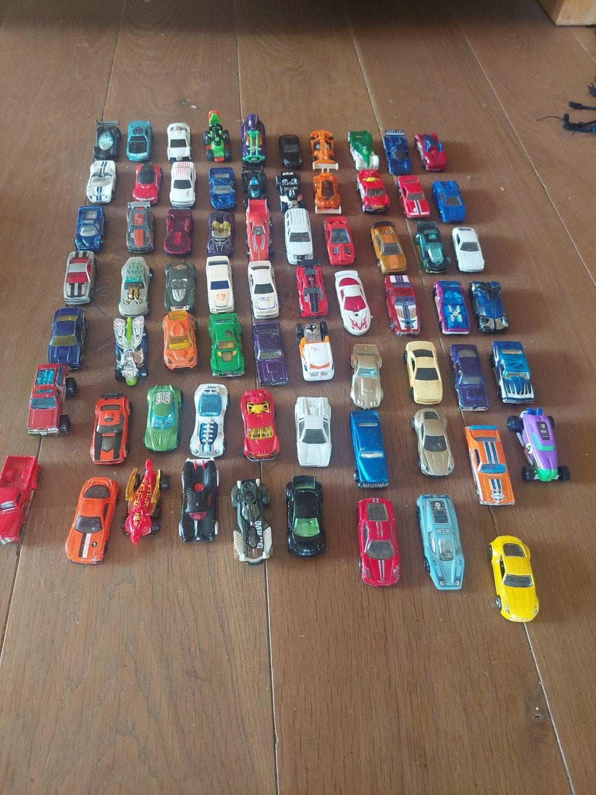 hotwheels auto's 69 in totaal, Kinderen en Baby's, Speelgoed | Speelgoedvoertuigen, Ophalen of Verzenden, Gebruikt