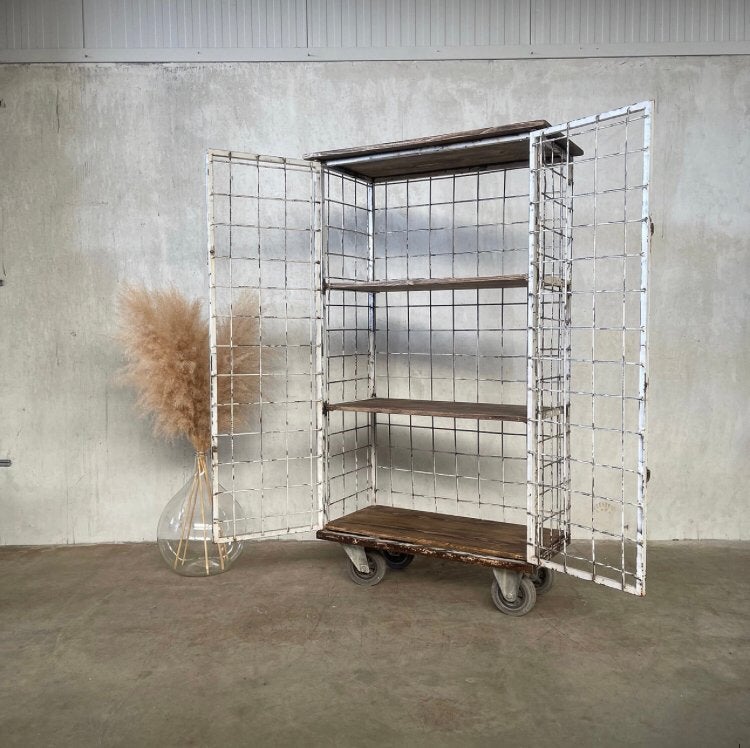 Vintage trolley, oude gaaskast, industriële kast, Antiek en Kunst, Ophalen