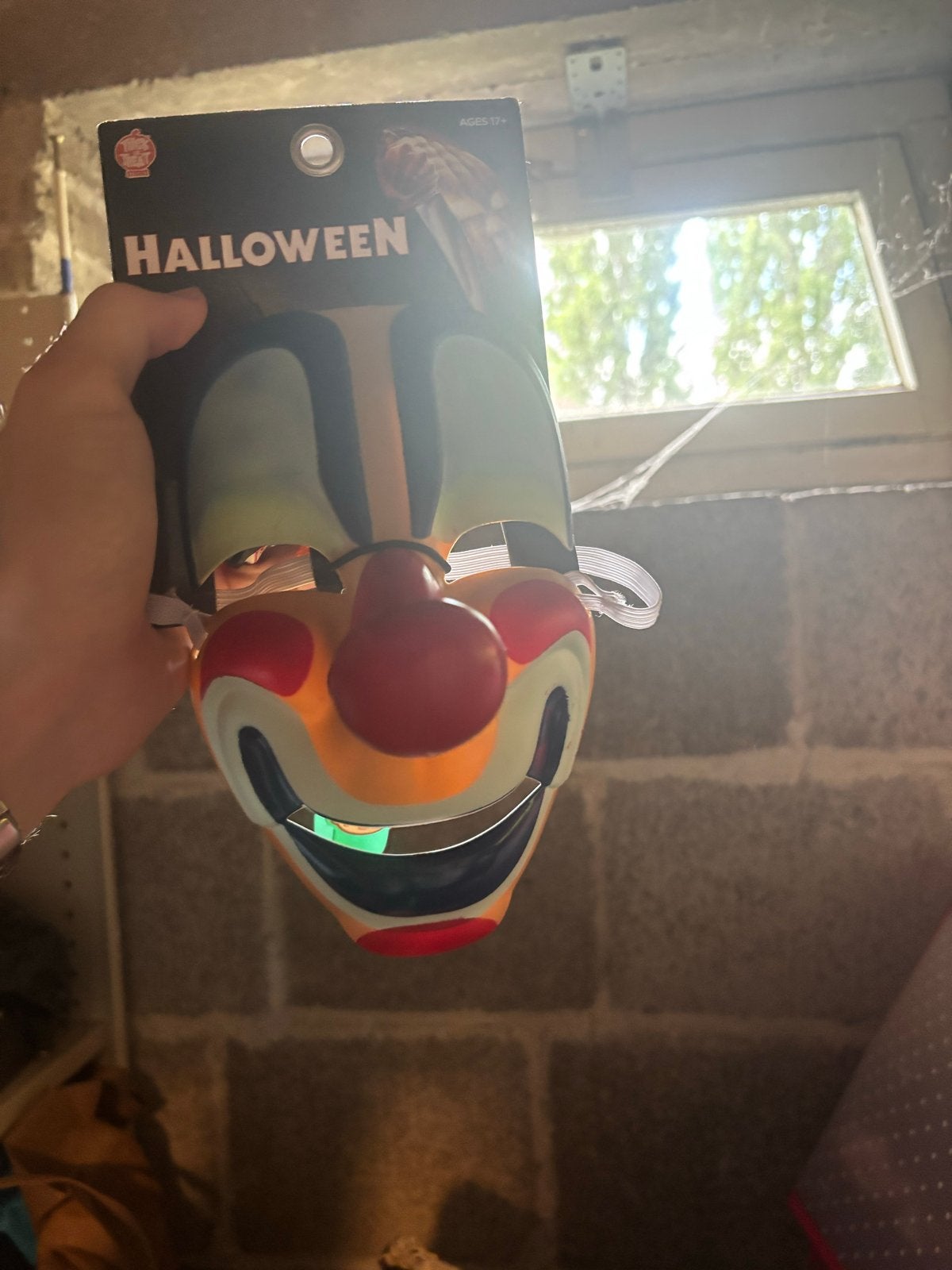 Trick or Treat Studios Clown Mask - Halloween, Ophalen of Verzenden, Gebruikt, Feestartikel, Halloween of Griezel