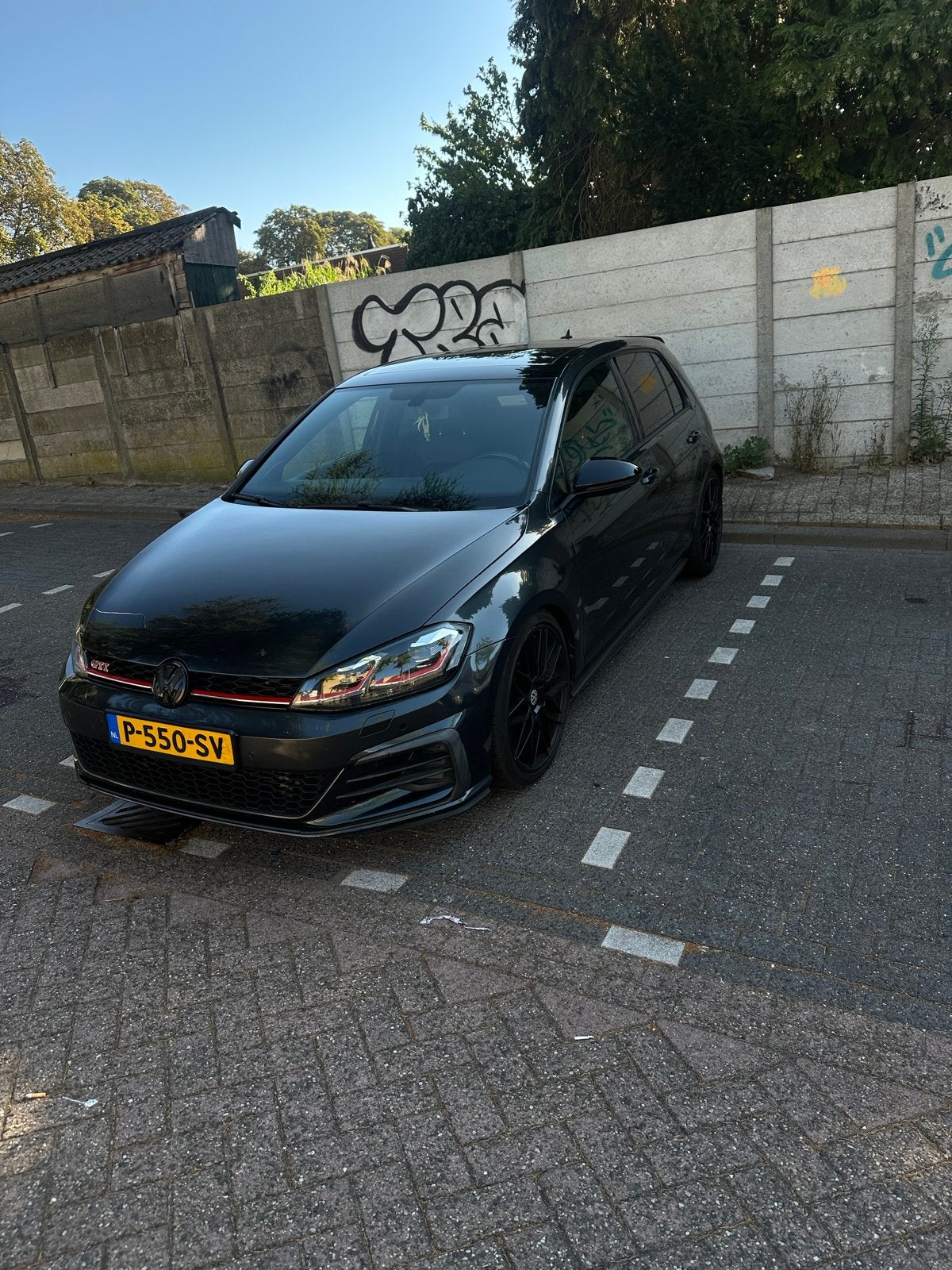 Volkswagen Golf 2017 Grijs, 11 km/l, 219 pk, 1600 kg, 5 stoelen