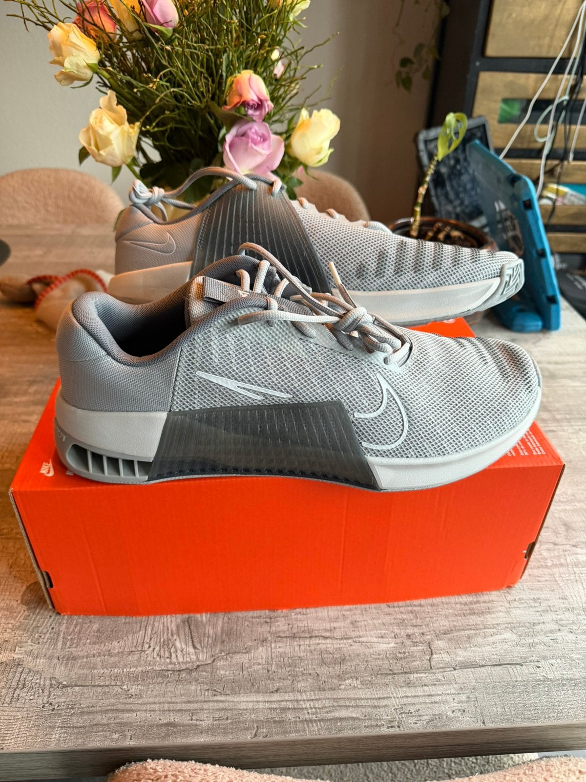 Nieuwe grijze nike metcon 9 in maat 49,5 (49.5) crossfit, Kleding | Heren, Schoenen, Overige kleuren, Nieuw, Ophalen of Verzenden