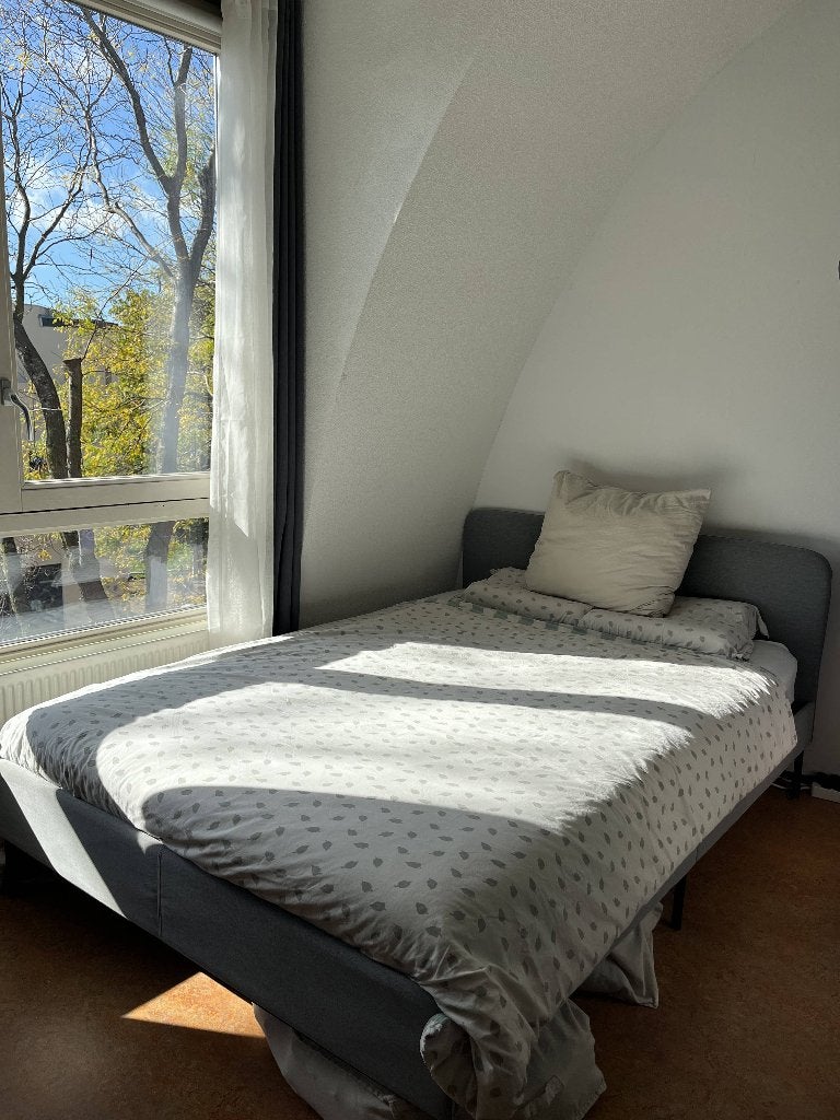 Bed frame + mattress grey 140x200 cm, Ophalen, Gebruikt, Tweepersoons, 140 cm