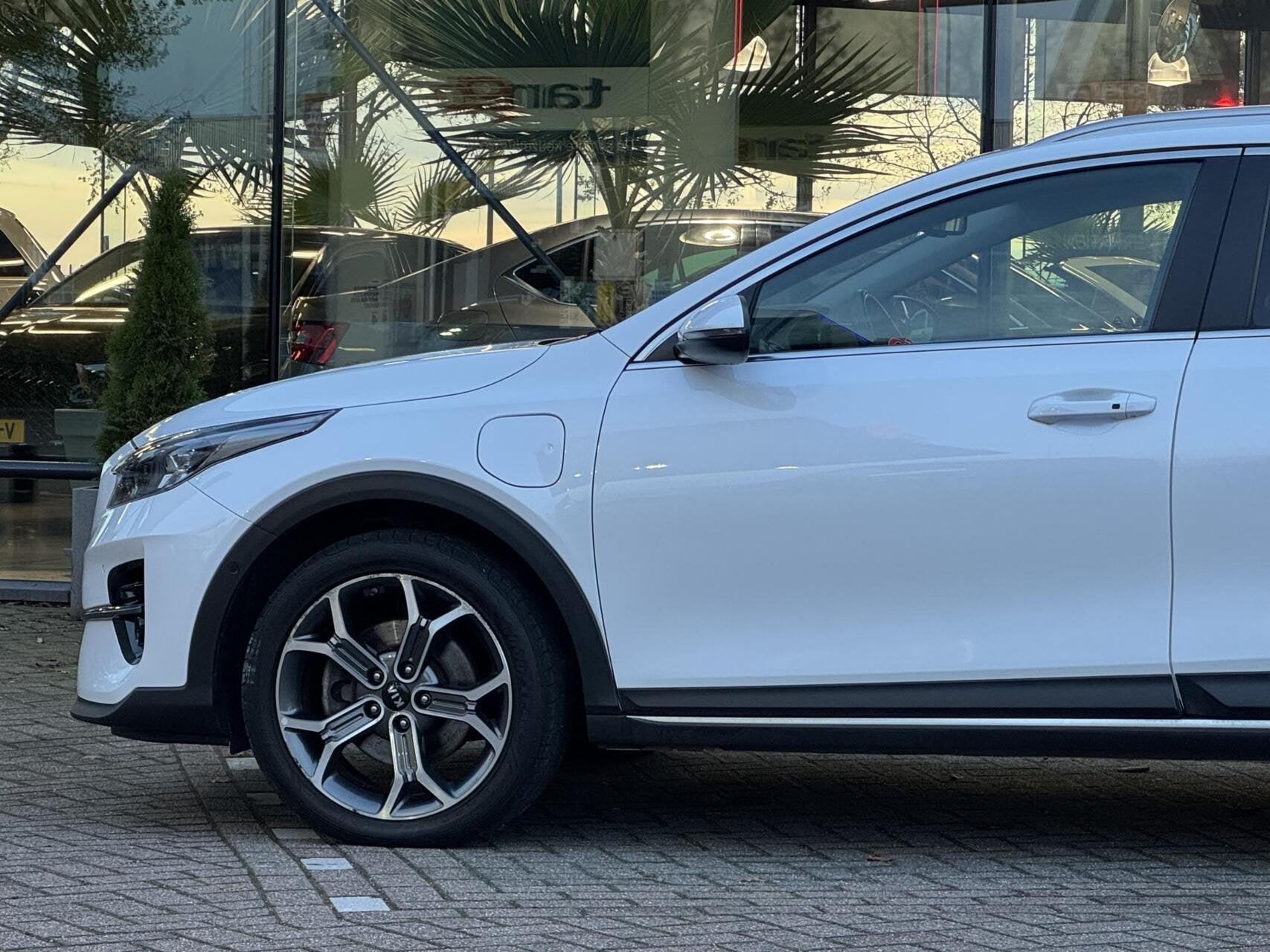 Foto 19 van Kia XCeed 1.6 GDi PHEV DCT Sense 2021 Leder 1e eig Full opti