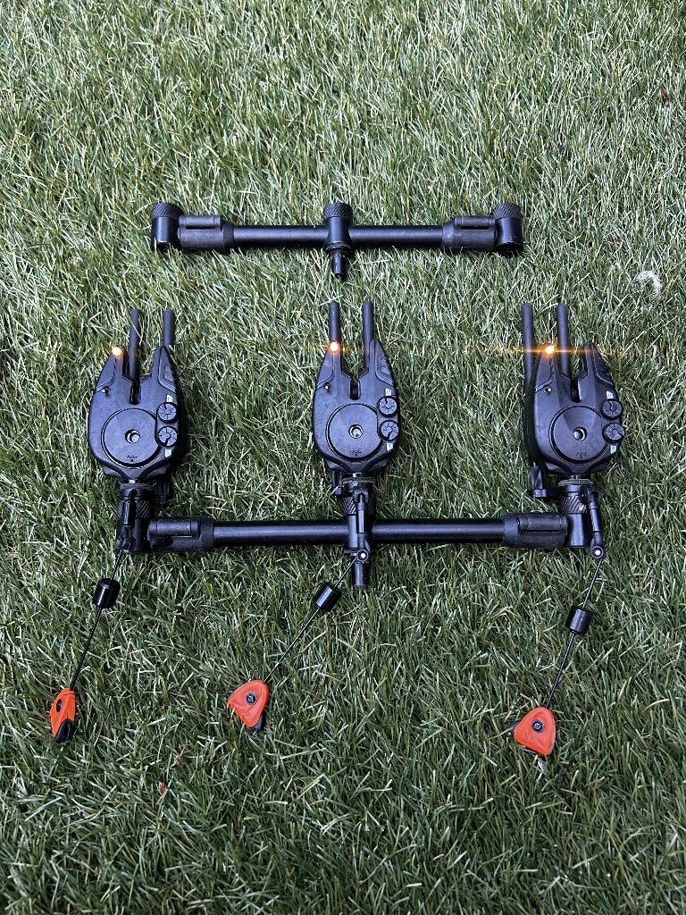 Fox MX+ Beetmelders Set van 3. Compleet met Banksticks., Watersport en Boten, Ophalen of Verzenden, Zo goed als nieuw, Complete set