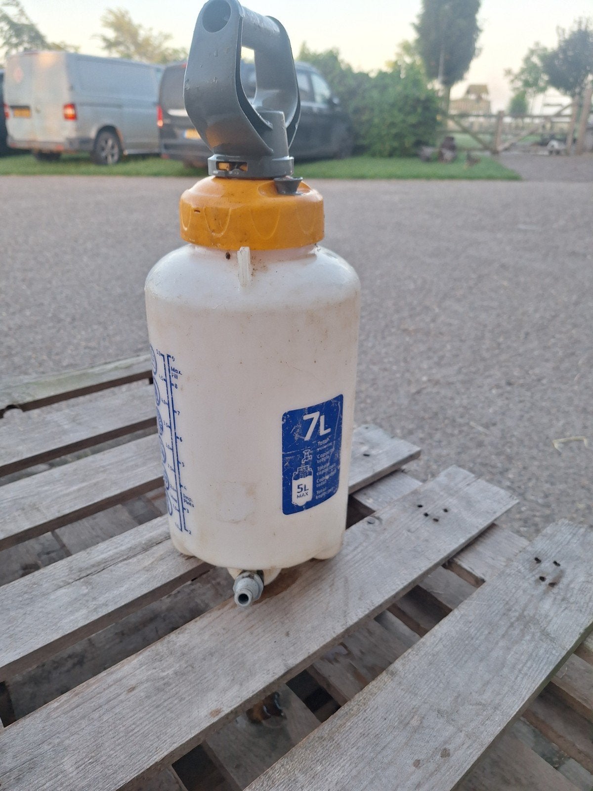 Hozelock Drukspuit 7L - Ideaal voor tuin en onkruidbestrijdi, Ophalen
