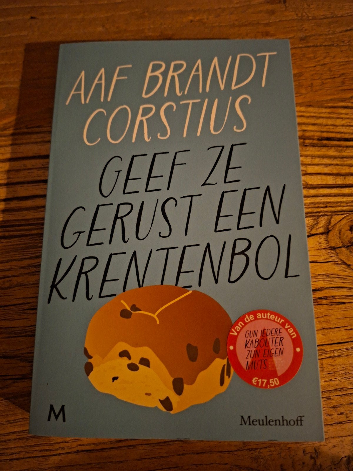 Aaf Brandt Corstius - Geef ze gerust een krentenbol, Ophalen of Verzenden, Zo goed als nieuw, Aaf Brandt Corstius