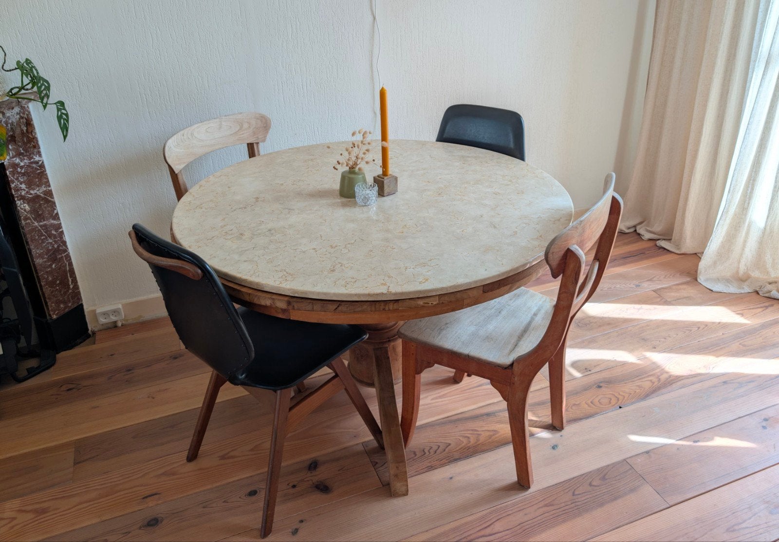 Teak houten ronde tafel met marmeren blad, Ophalen, Gebruikt, Rond, Overige materialen