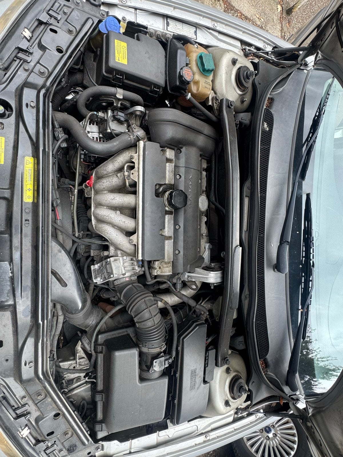 Volvo v70 2002 Grijs, Auto's, Voorwielaandrijving, 1800 kg, Zwart, 1505 kg