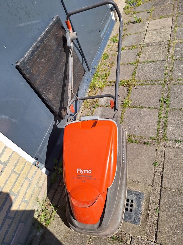 Flymo Turbo Compact 300 elektrische grasmaaier, Tuin en Terras, Grasmaaiers, Ophalen, Gebruikt, Elektrische grasmaaier, Flymo