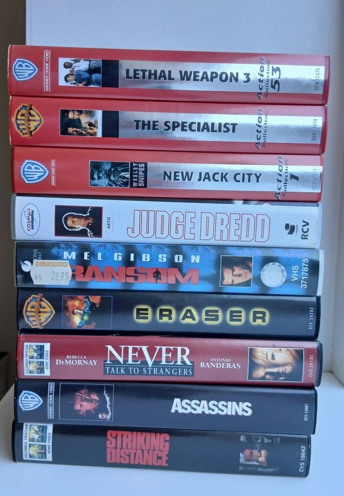 9 VHS Actie video's - Jaren '90, Cd's en Dvd's, Nederlands ondertiteld, Engels, Alle leeftijden, Ophalen of Verzenden