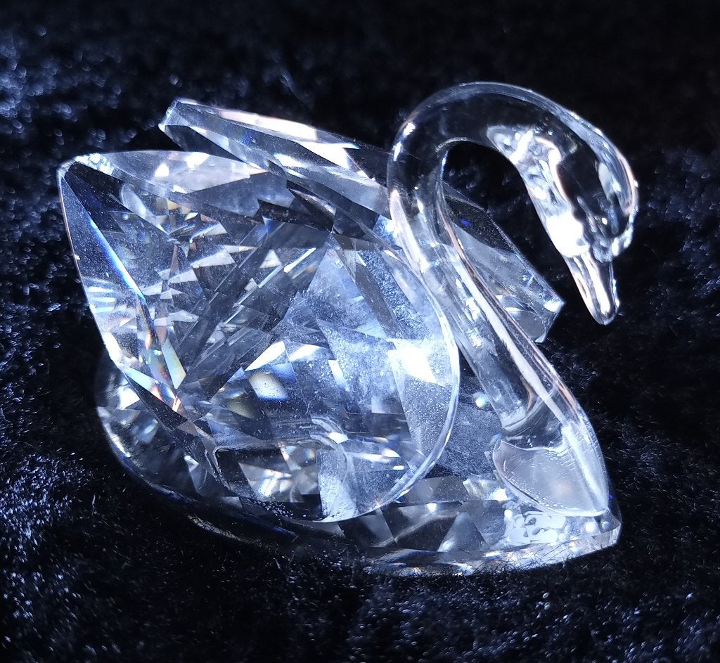 Swarovski Zwaan 7 cm met bloklogo SC, Ophalen of Verzenden, Zo goed als nieuw, Figuurtje