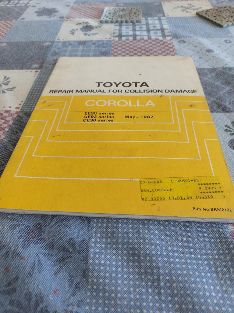 REPAIR MANUAL FOR COLLISION DAMAGE TOYOTA COROLLA EE90 AE92, Ophalen of Verzenden