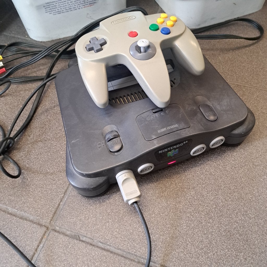 Nintendo spelcomputer zonder spellen, Spelcomputers en Games, Spelcomputers | Nintendo Wii, Ophalen, Gebruikt, Met 1 controller