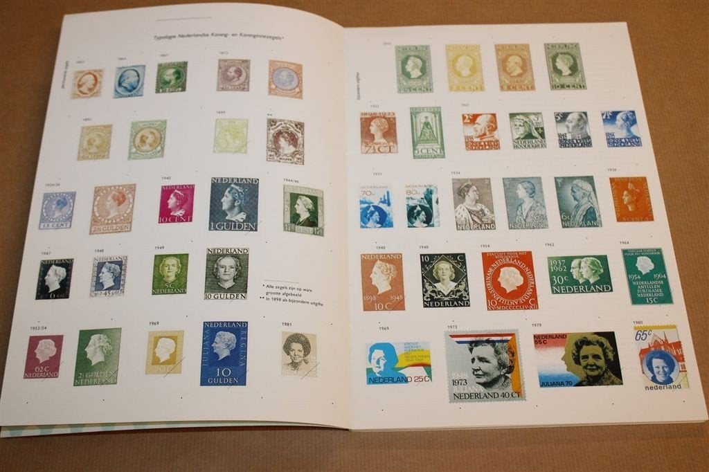 Koning- en Koninginnezegels — PTT Catalogus 1852-1981, Ophalen of Verzenden, Verzamelalbum
