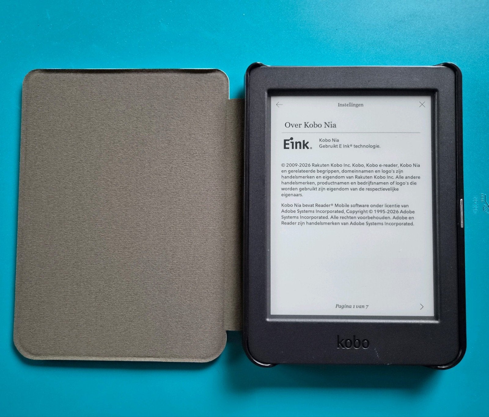Kobo Nia ereader met hoesje, Gebruikt, 8 GB, 6 inch of minder, Ophalen of Verzenden