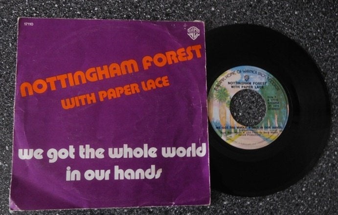 Nottingham Forest & Paper Lace - we've got the whole world, Cd's en Dvd's, Vinyl Singles, Verzenden, 7 inch, Single, Zo goed als nieuw