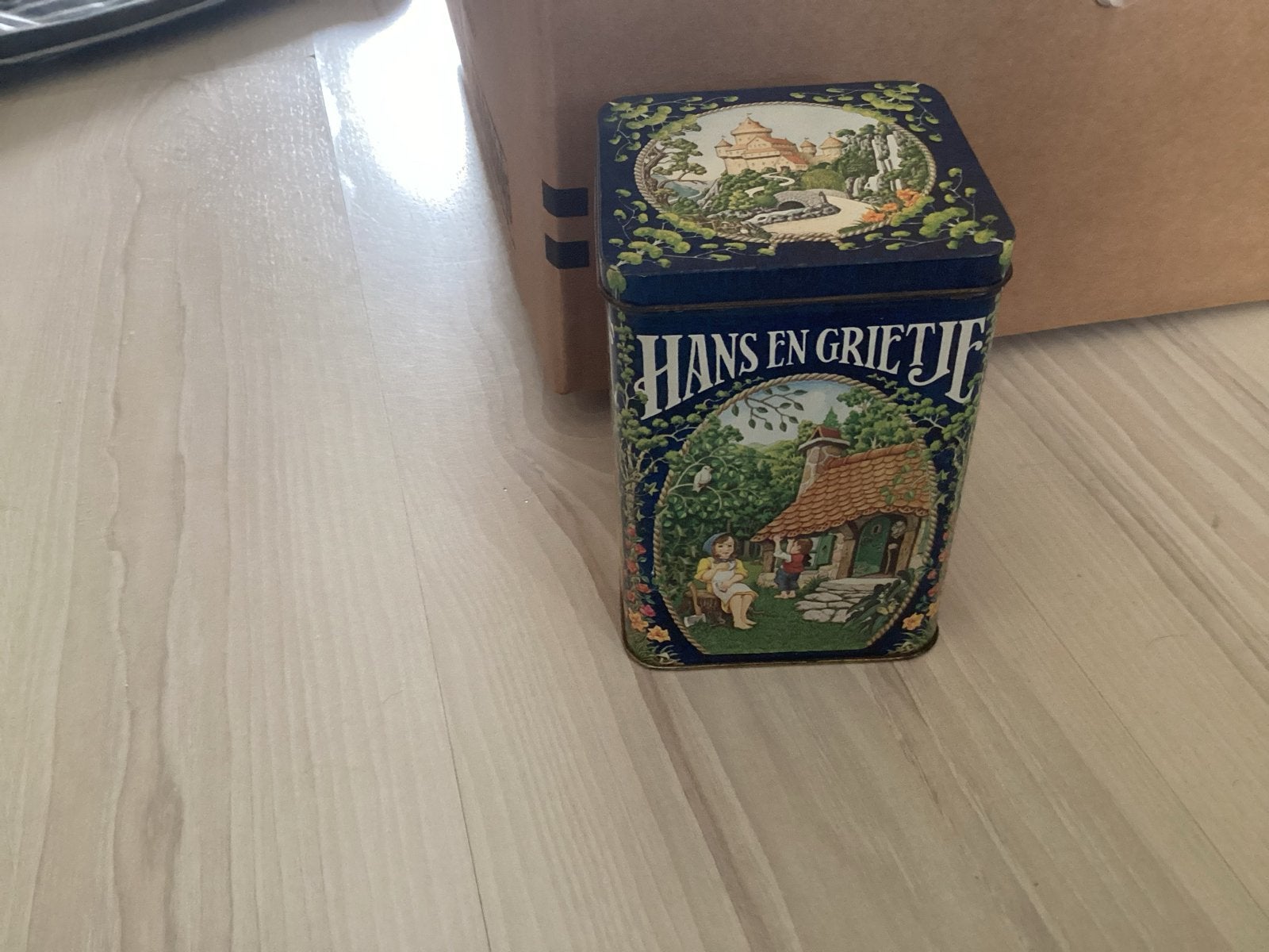 Vintage Sprookjes Koekblik - Hans en Grietje, Roodkapje, Verzamelen, Ophalen of Verzenden, Gebruikt, Koek(jes), Overige merken