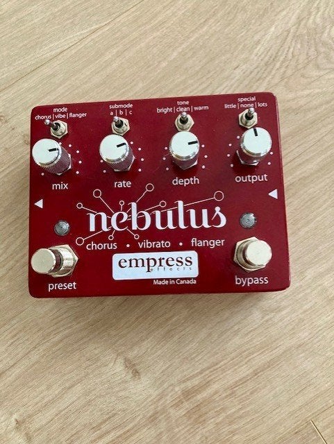 Empress Nebulus, Ophalen of Verzenden, Zo goed als nieuw, Overige typen