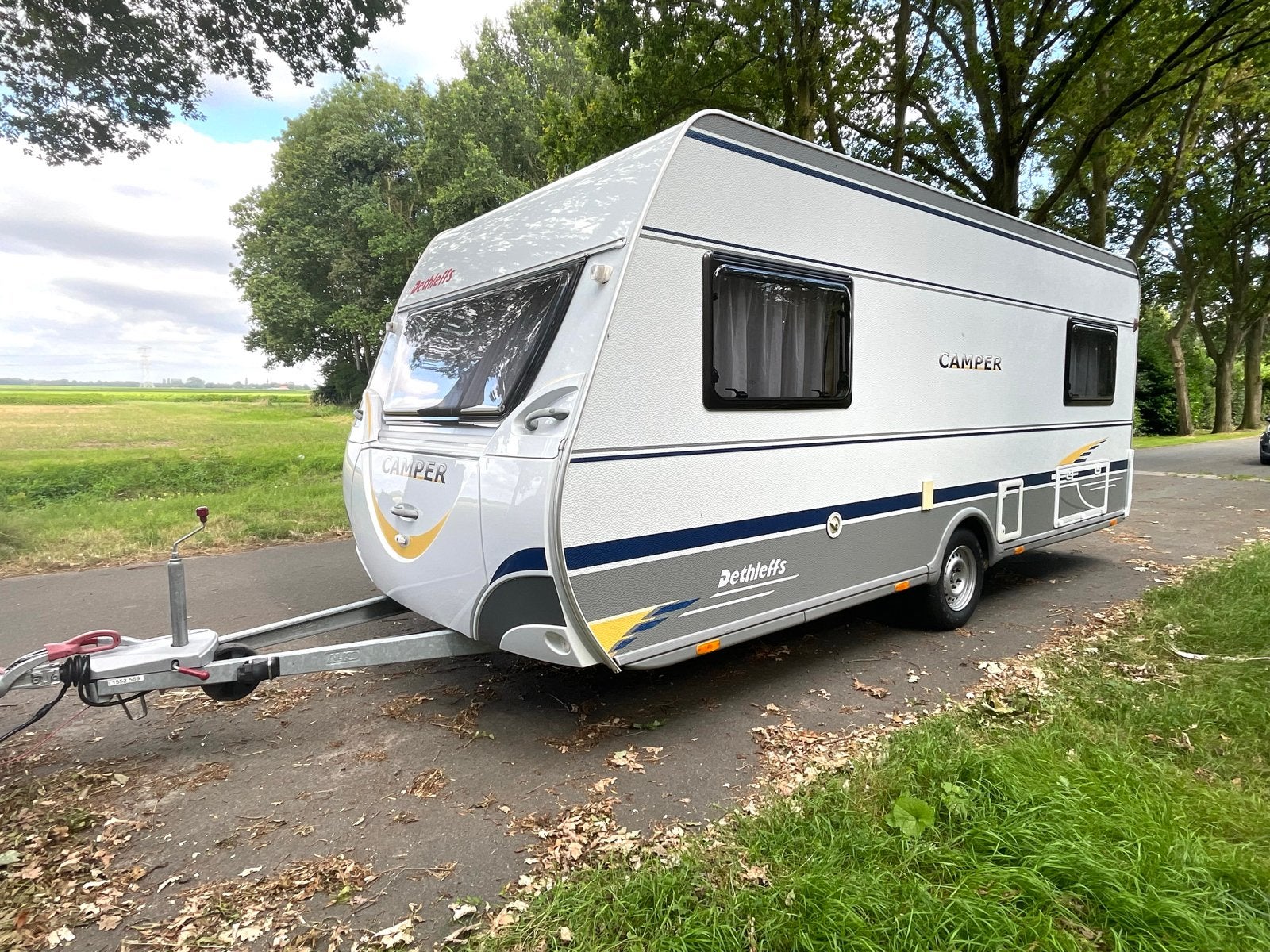 Dethleffs Camper caravan | mover | zakluifel | 2 losse bedde, Dethleffs, Rondzit, Dethleffs, Bedrijf