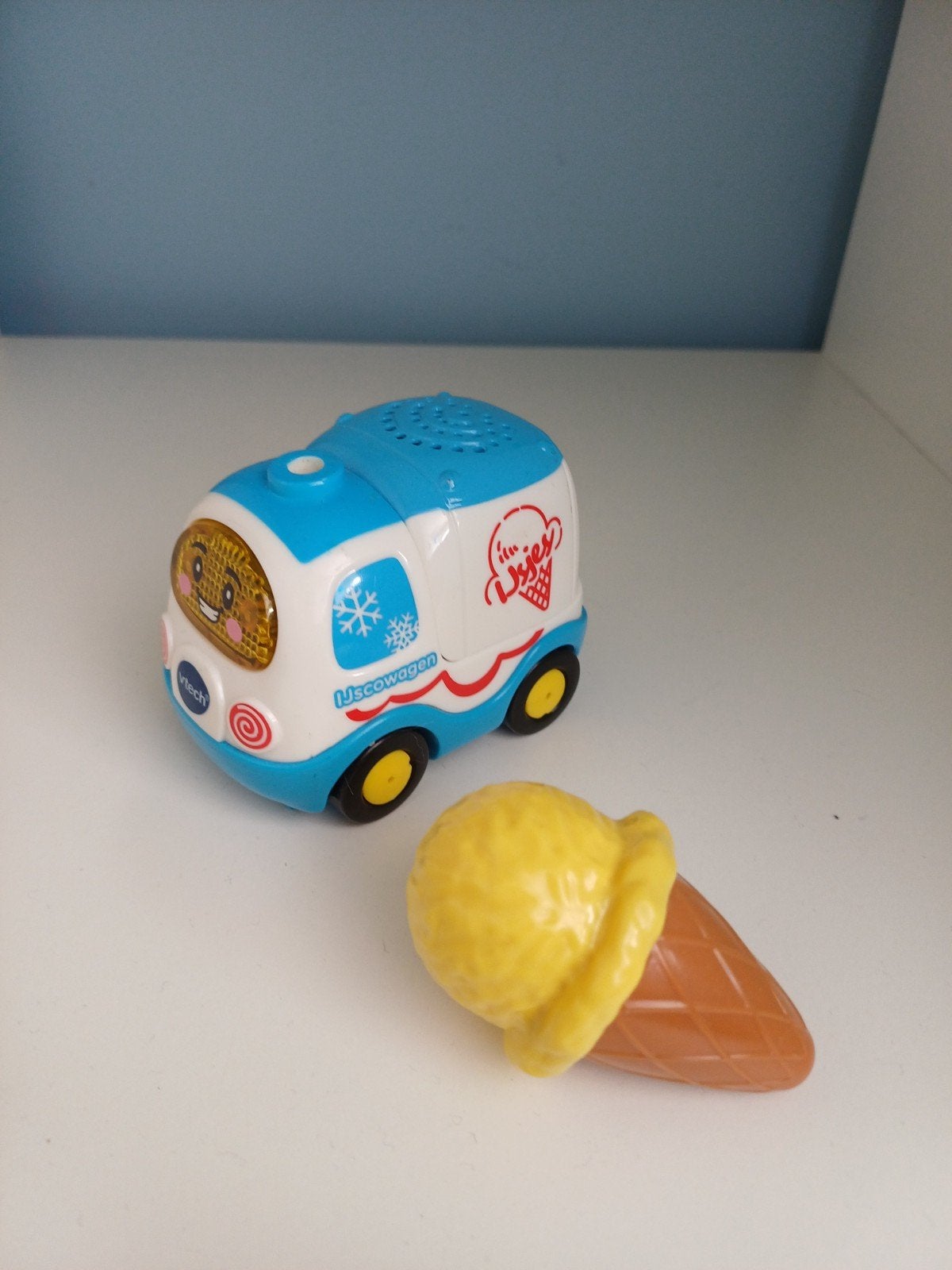 toettoet ijsco wagen, Ophalen