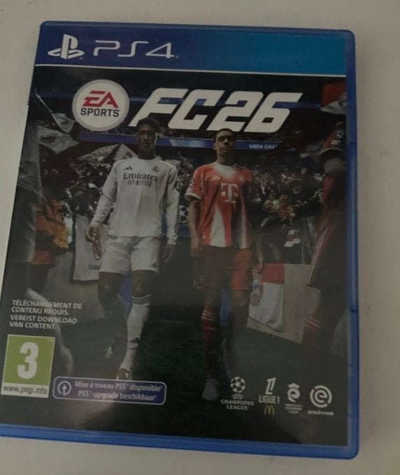 Fifa 26ps 4, Spelcomputers en Games, Ophalen, Zo goed als nieuw, Sport, 3 spelers of meer