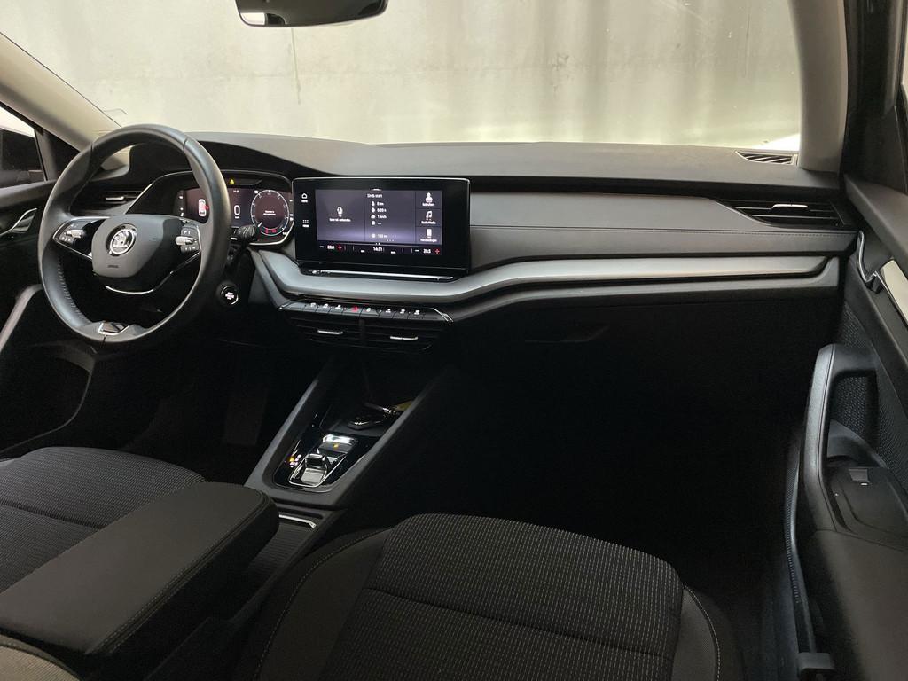 Skoda Octavia Combi 1.0 e-TSI DSG Business Edition Navigatie, Stof, Gebruikt, Grijs, Hybride Elektrisch/Benzine
