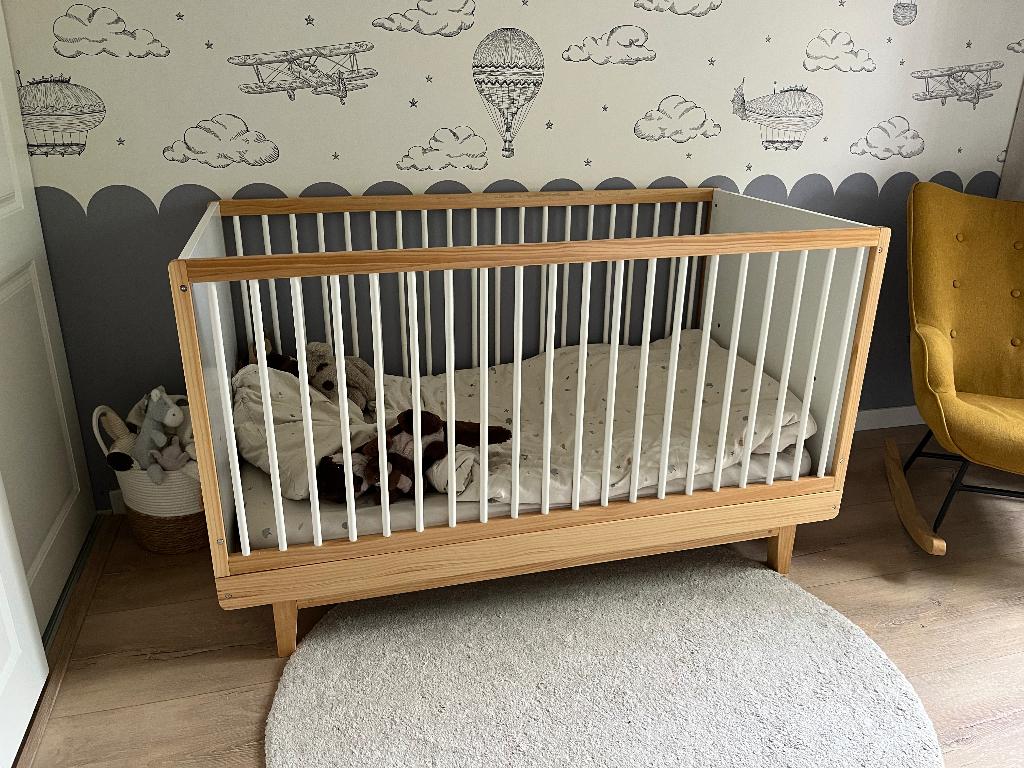 Meegroeibed Petit Amelie 0-4 jaar Cerise, Ophalen, 70 tot 85 cm, 140 tot 160 cm, Zo goed als nieuw