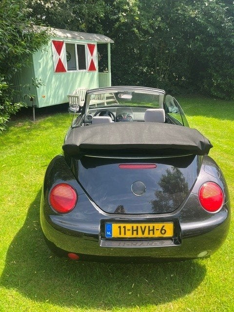 Volkswagen Beetle (Kever) Beetle 2004 Zwart met nieuwe APK, Auto's, 1300 kg, 4 cilinders, Cabriolet, 4 stoelen