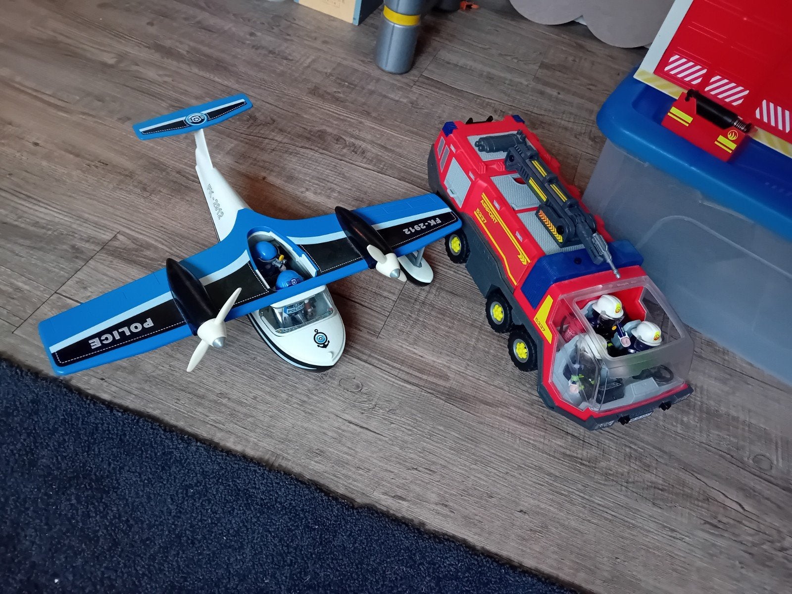 playmobile brandweerkazerne met vliegtuig, Ophalen of Verzenden