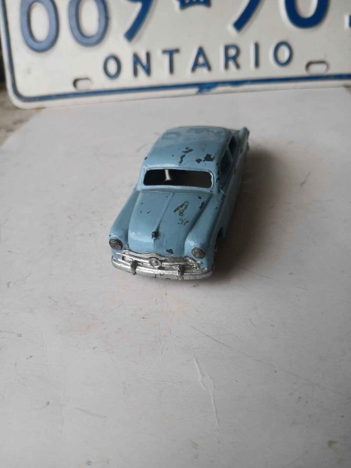 Ford Sedan.  Dinky toys 170, Ophalen of Verzenden, Gebruikt, Auto, Dinky Toys