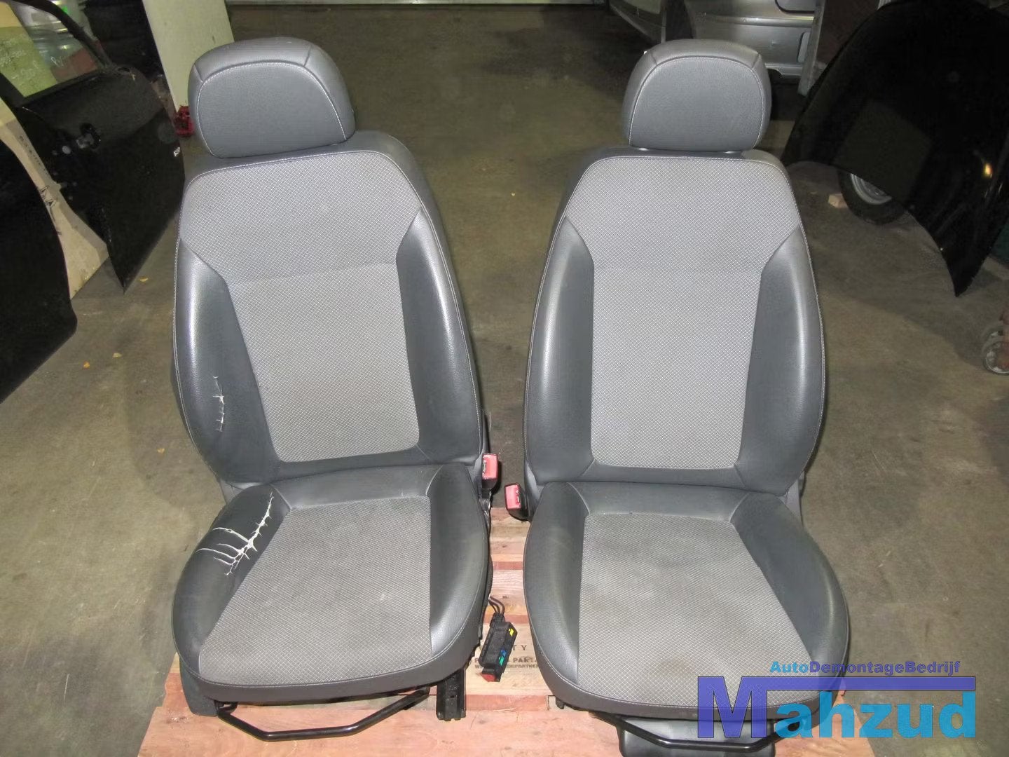 OPEL CORSA D 5 DEURS COMPLEET ZWART LEER INTERIEUR, Auto-onderdelen, Interieur en Bekleding, Gebruikt, Opel Automobile GmbH, Ophalen of Verzenden