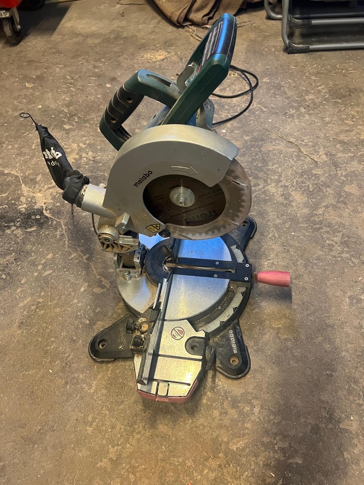 Metabo KS 216 M Lasercut Afkortzaag - Gebruikt, Doe-het-zelf en Verbouw, Gereedschap | Zaagmachines, Ophalen, Gebruikt, 70 mm of meer