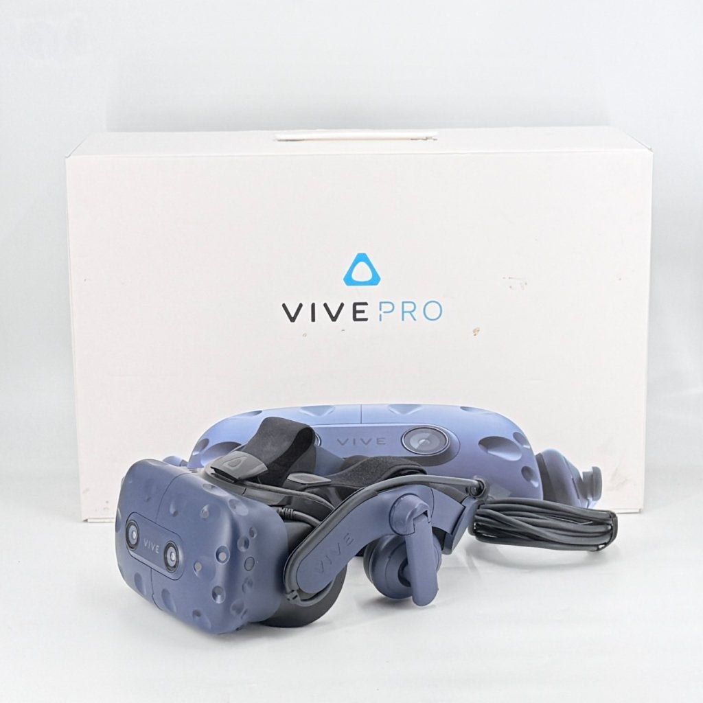 HTC Vive Pro (Full Kit) VR Bril - Compleet in PELI Koffer, Spelcomputers en Games, Virtual Reality, Flex Ltd., Zo goed als nieuw