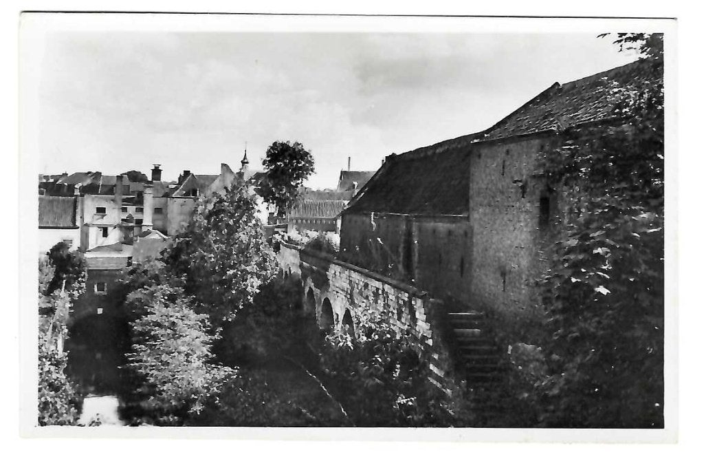 Maastricht - Gezicht op de Jeker en de oude Stadswal, Verzenden, 1920 tot 1940, Ongelopen, Limburg